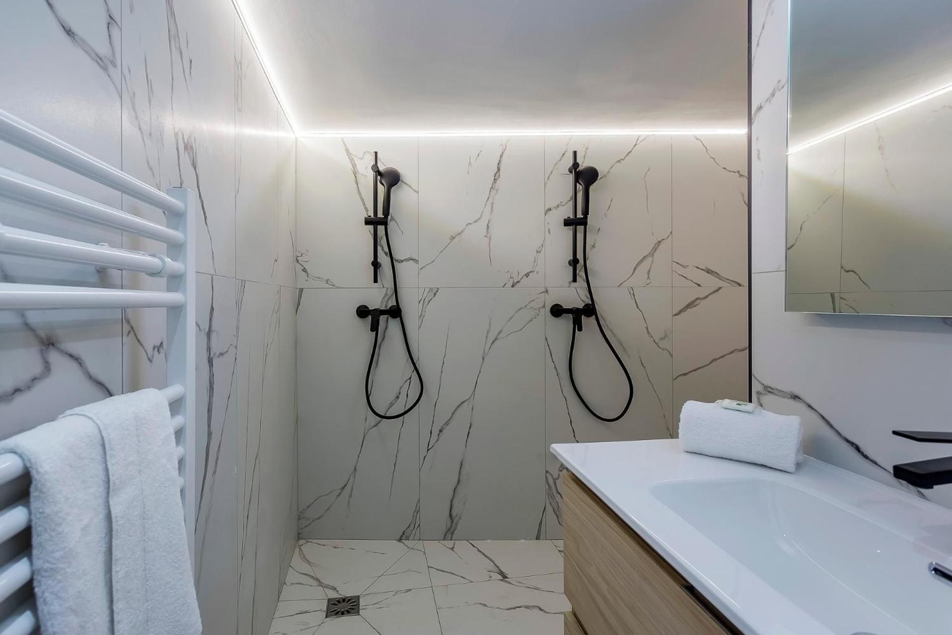 Suite Romantique Balneo Centre Lyon Eksteriør billede